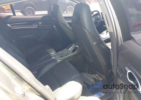 2013 Porsche Panamera 4 z USA, uszkodzony, nr VIN WP0AA2A71DL010212